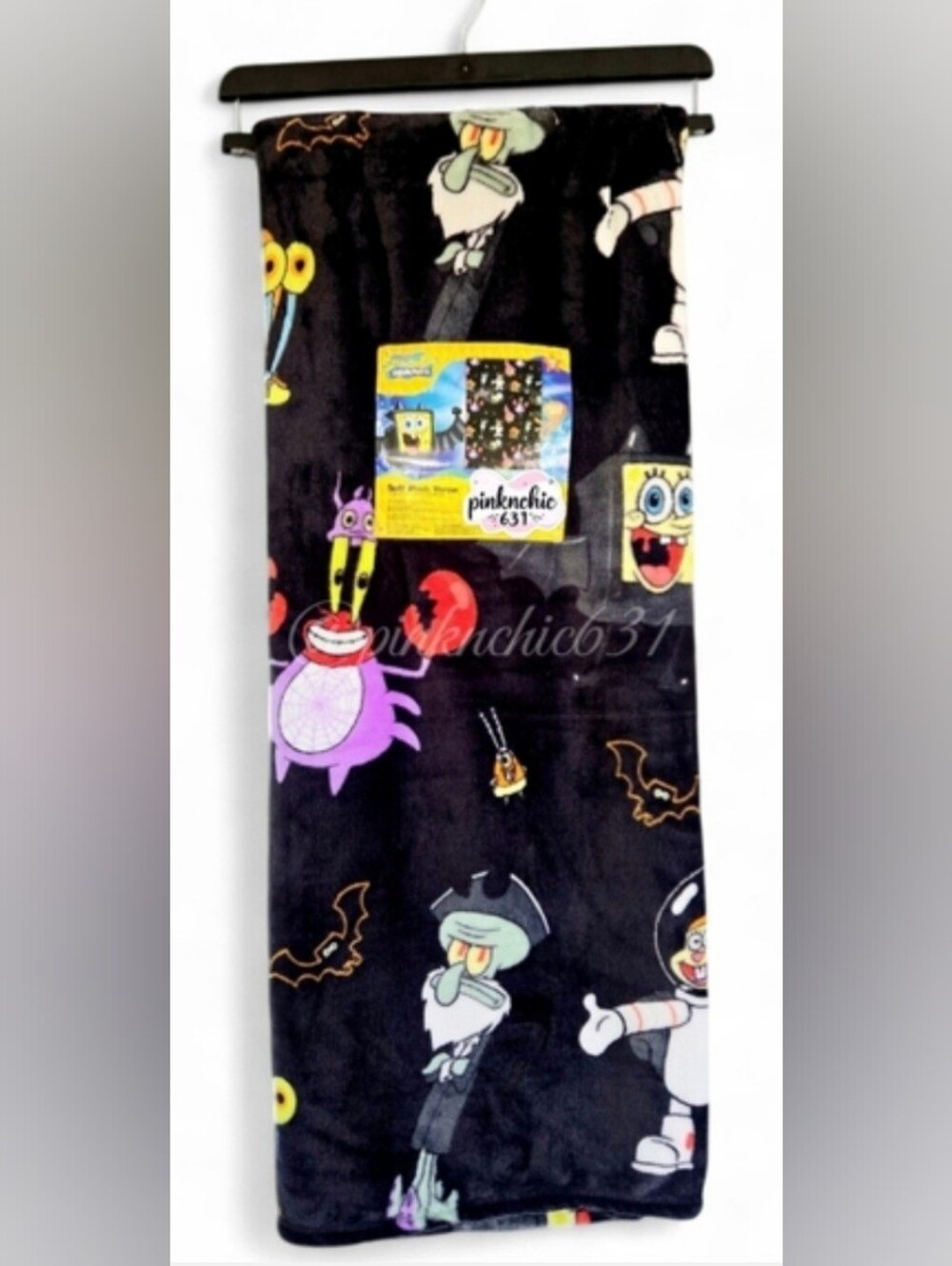 Viral Nickelodeon Spongebob SquarePants Plush Black Bat Halloween Blanket